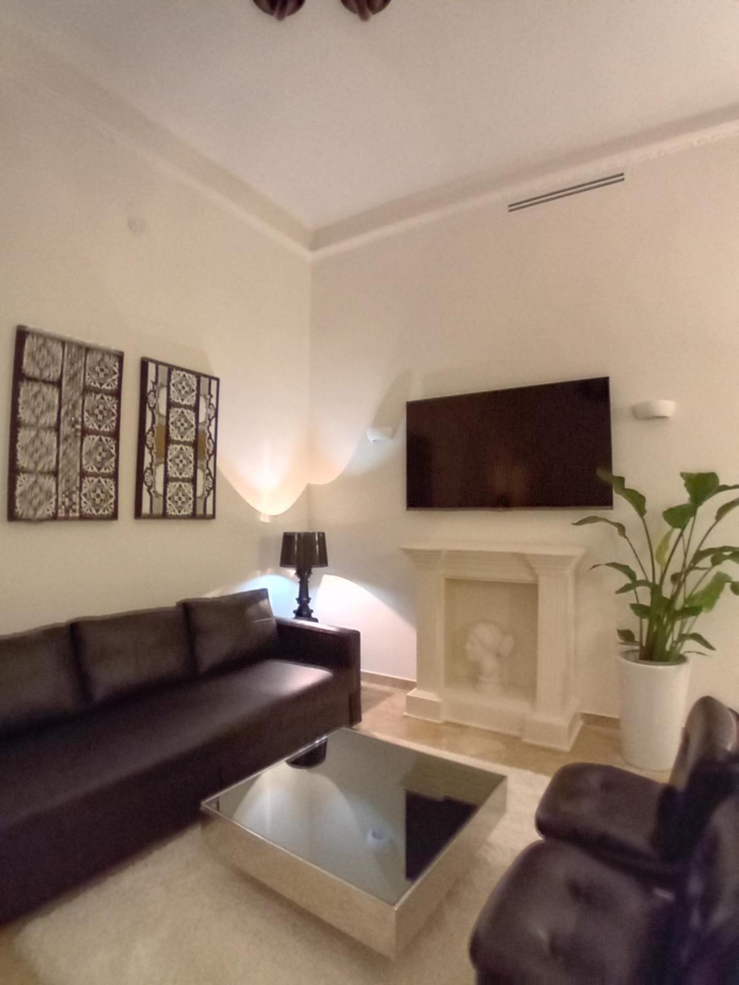 Bari Downtown Luxury Apartment Eksteriør billede